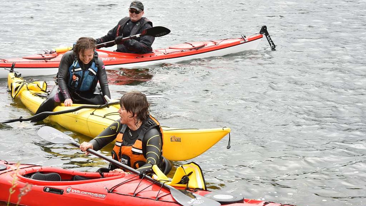 How to Store Kayaks: Space-Saving Tips & Tricks